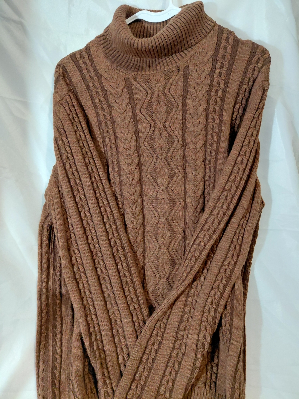 Classic Cable-Knit Turtleneck Sweater in Brown - Picture 4 of 10